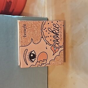 Benefit Cookie Highlighter